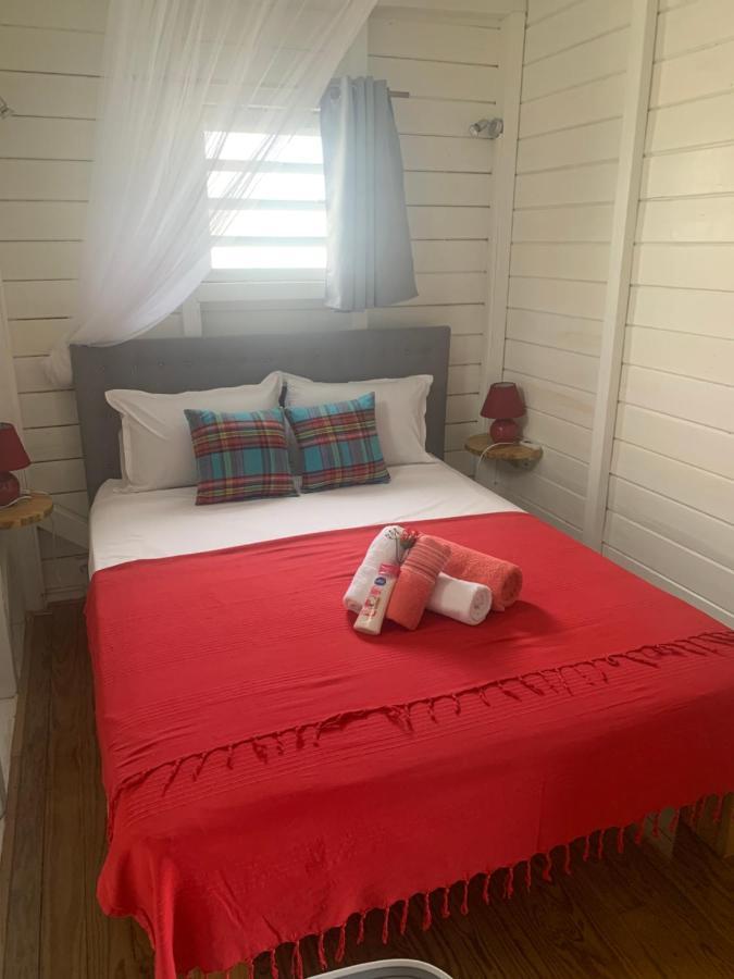 Gîte face à la mer des caraibes Sainte-Rose Extérieur photo